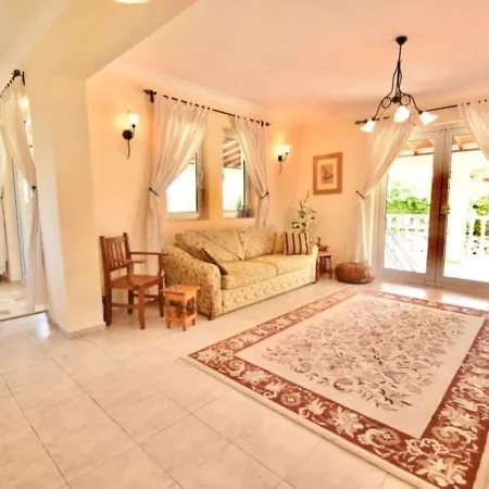 Tatil Evi Willow Tree C 3 Nelson Fethiye